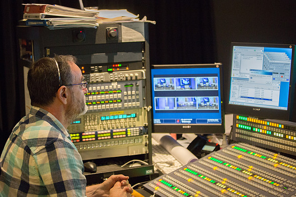 KQED_035