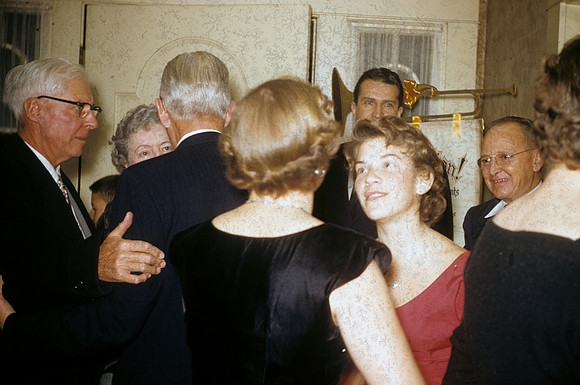05_1957_029