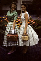06_1956_008