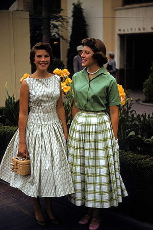 06_1956_032