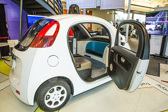 GCar-017