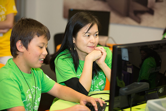 DCB7May16-003