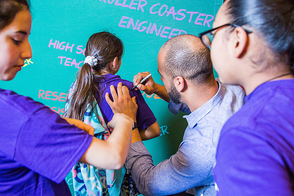 DCB25FEB-076