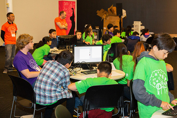 DCB07Apr18-082
