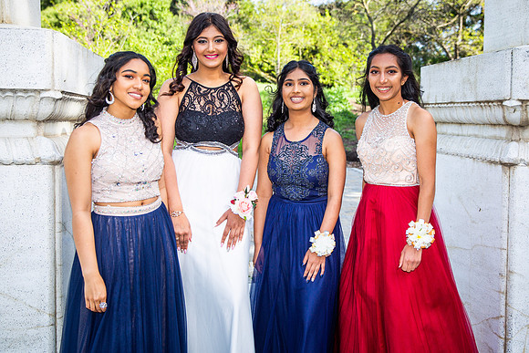 Prom-047