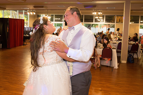AC-570