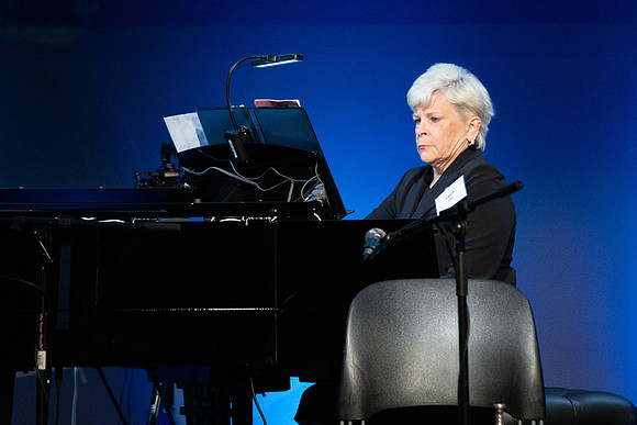 GB-32